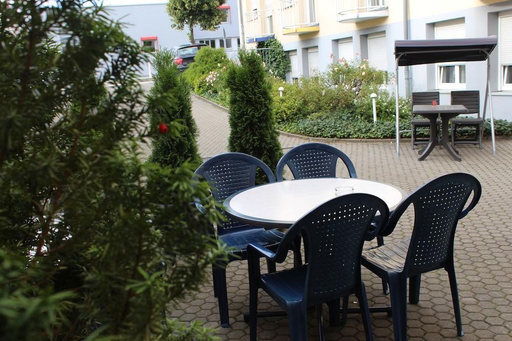 Leomar Hotel Ulm Exterior photo